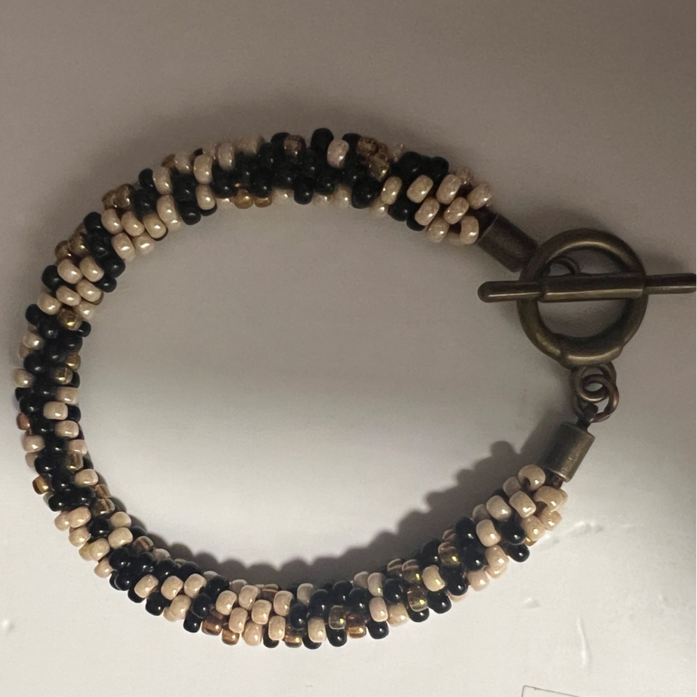 Kumihimo beaded bracelet - small 7"